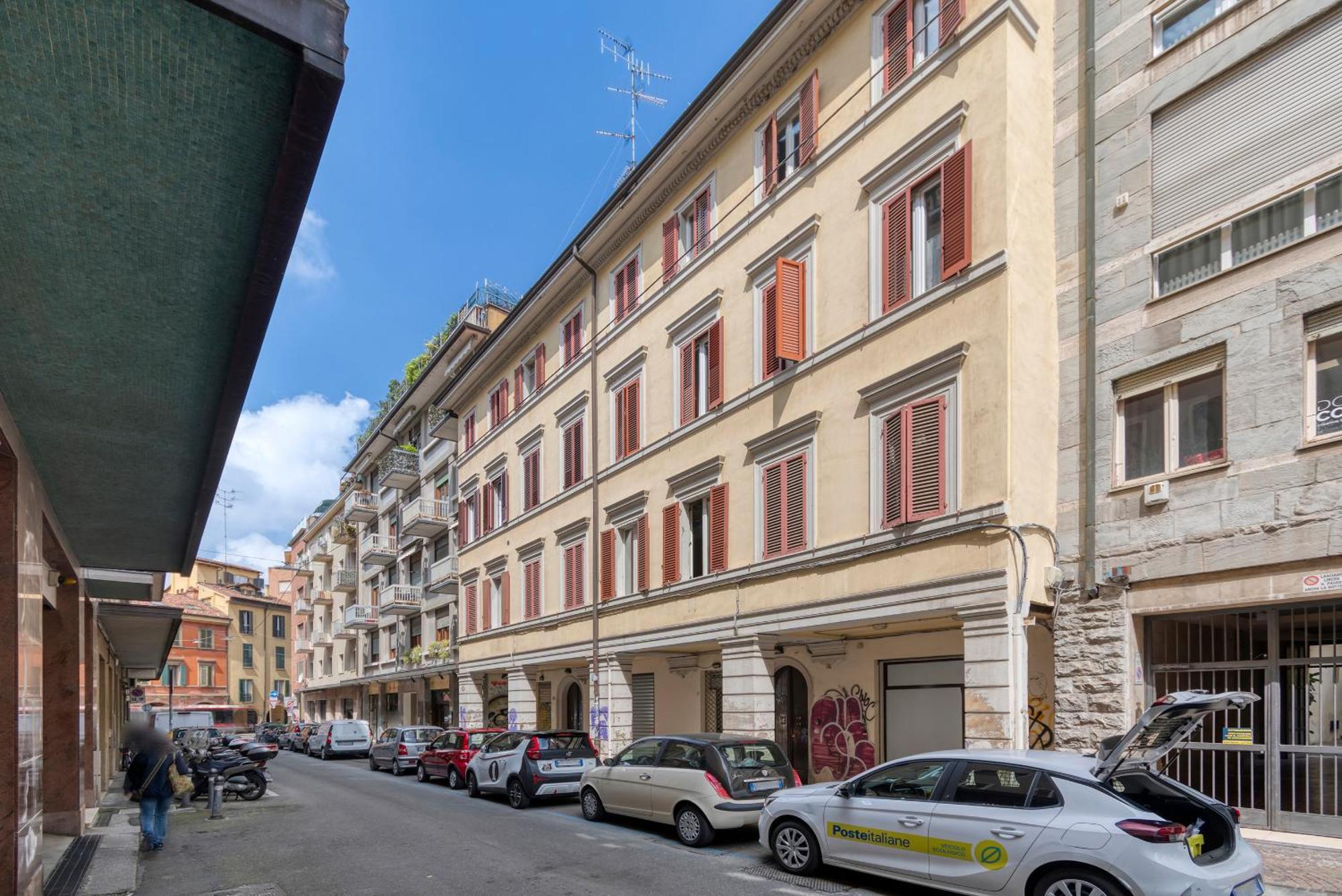 Cozy Apartment In The Heart Of Bologna Exterior foto